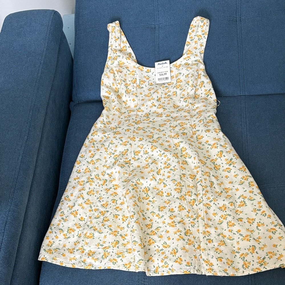 Perfect Summer/Spring Dress in Cream and Yellow